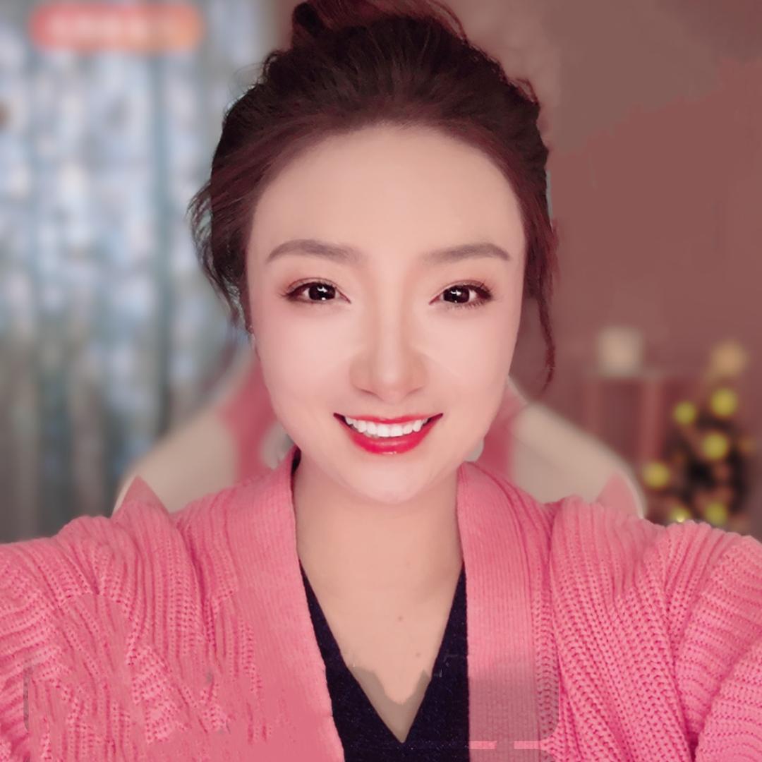 爱笑的晨晨～