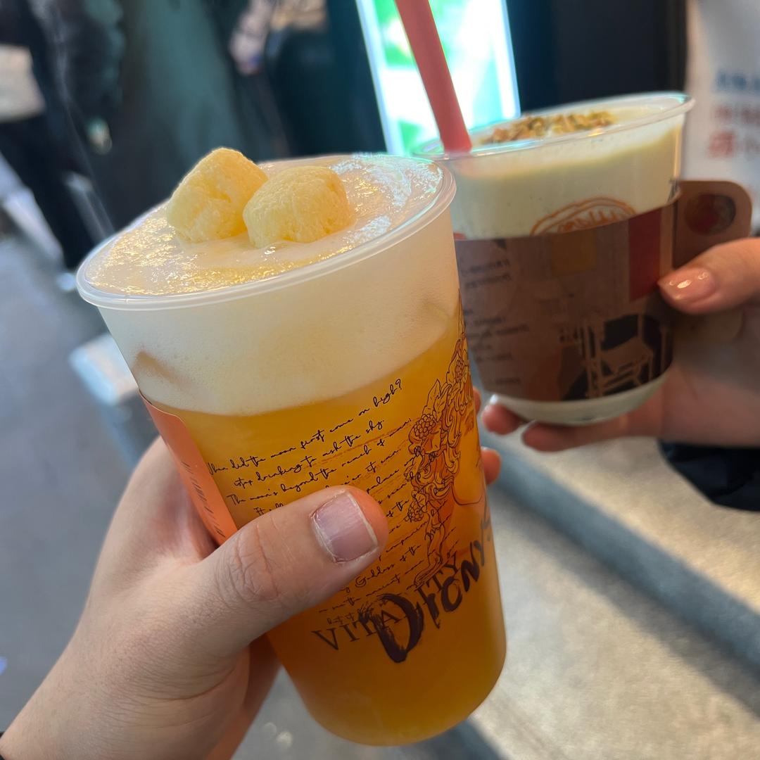 不练出腹肌不改名。