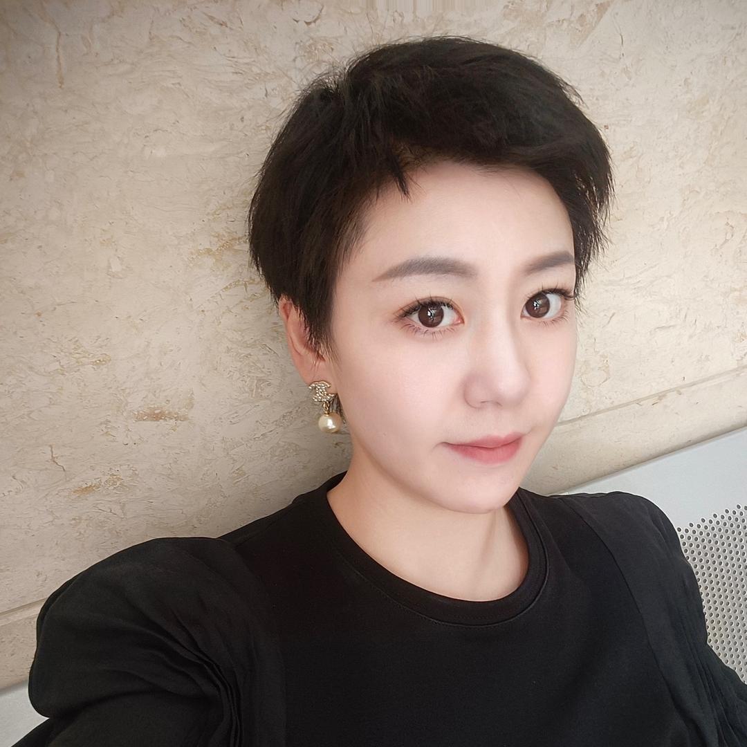 成都文文：