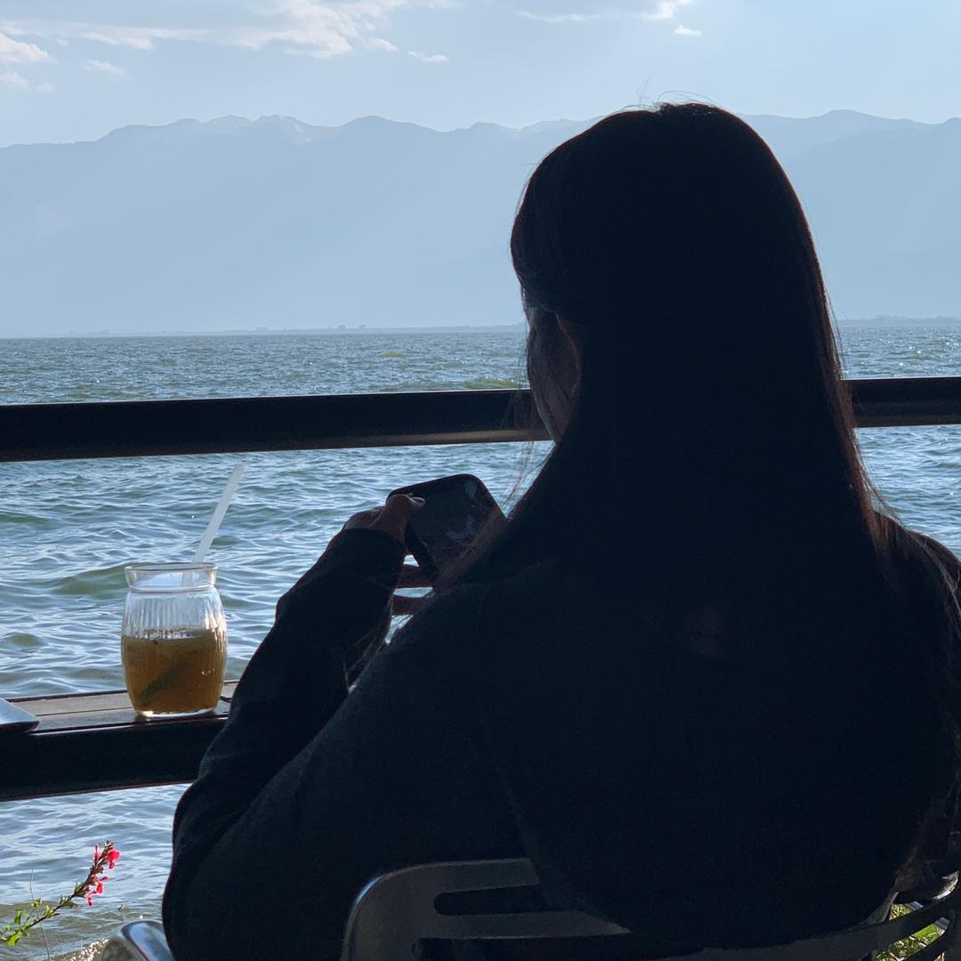 🌻李哈哈~