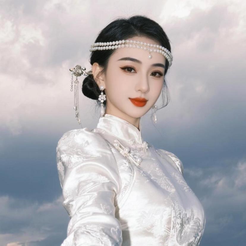 鹰潭步行街MOM酒馆～诺～