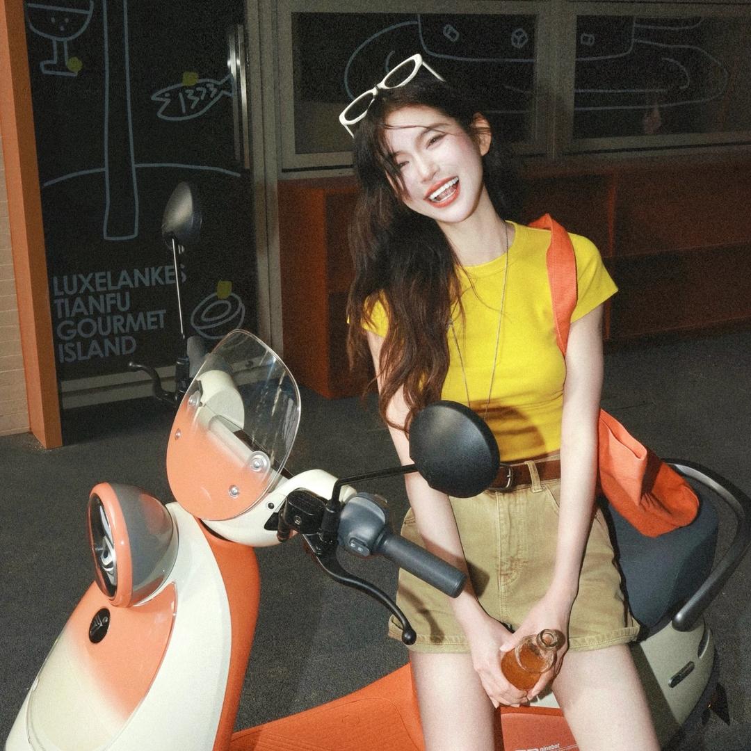 我叫卜娜娜