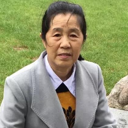 幸福的人的女儿