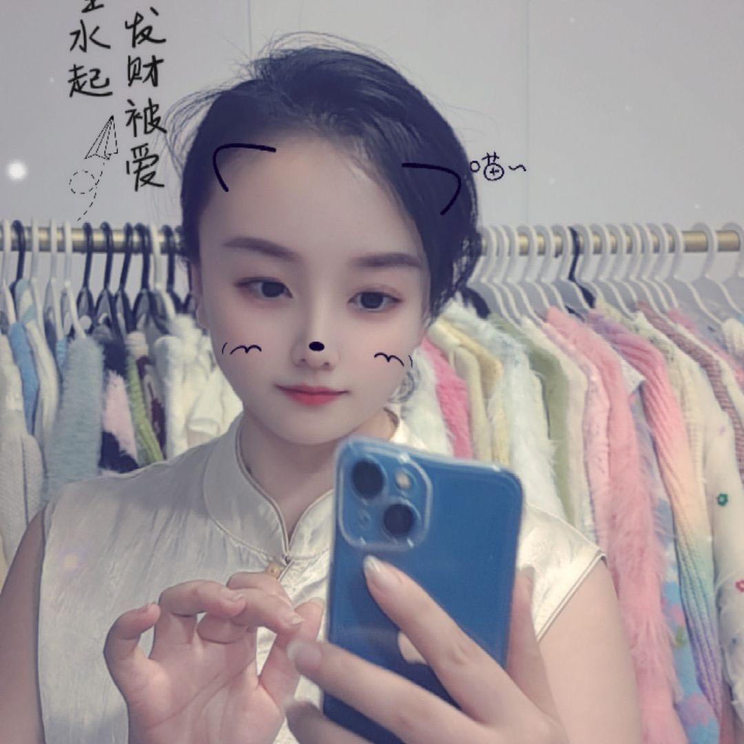 喜格庆邹邹美衣