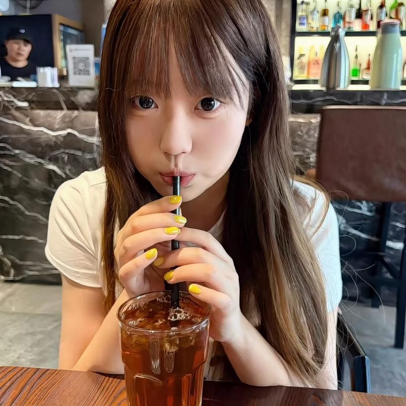訫里海