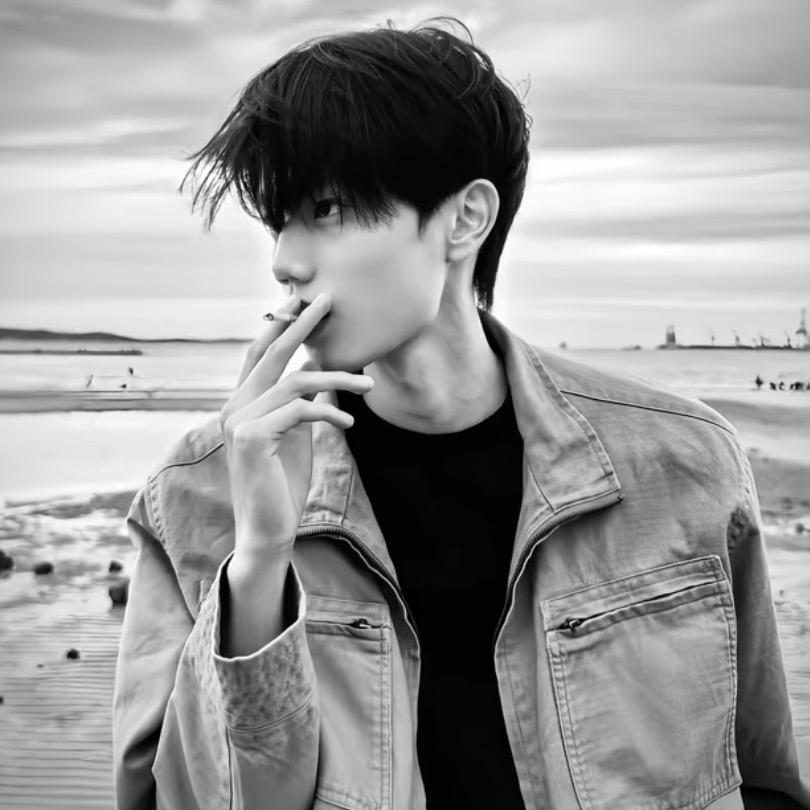 白宇 