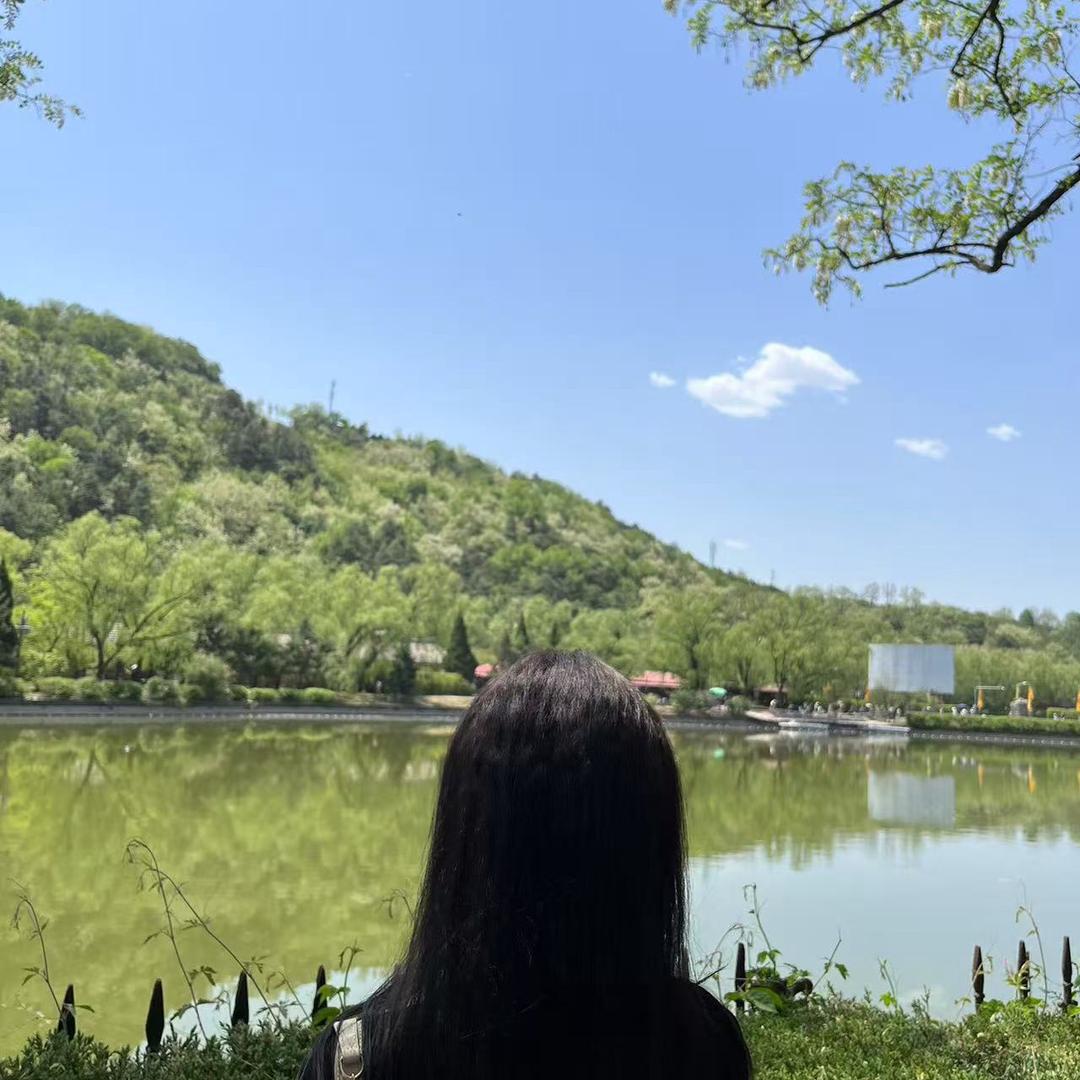 雯