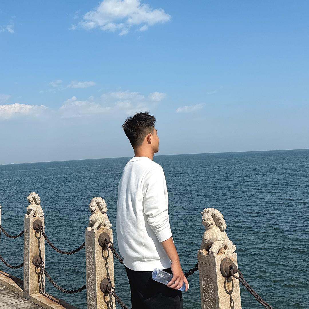 三的/.