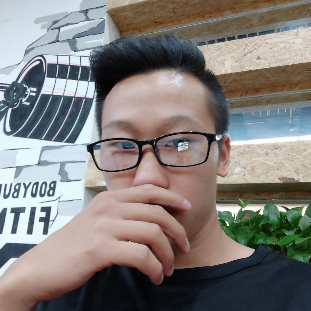 义乌邪修游泳教练小金哥