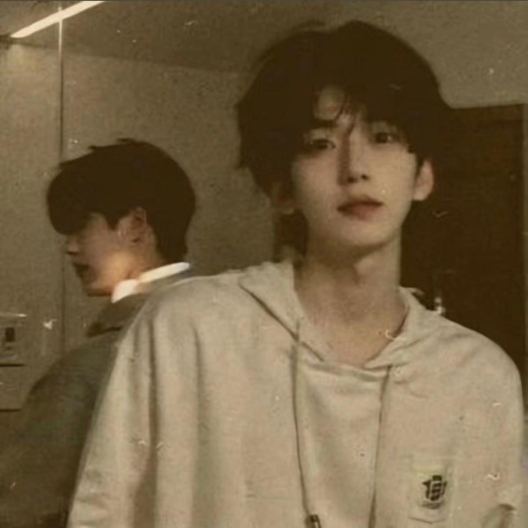 ₍˄·͈༝·͈˄*₎◞ ̑̑