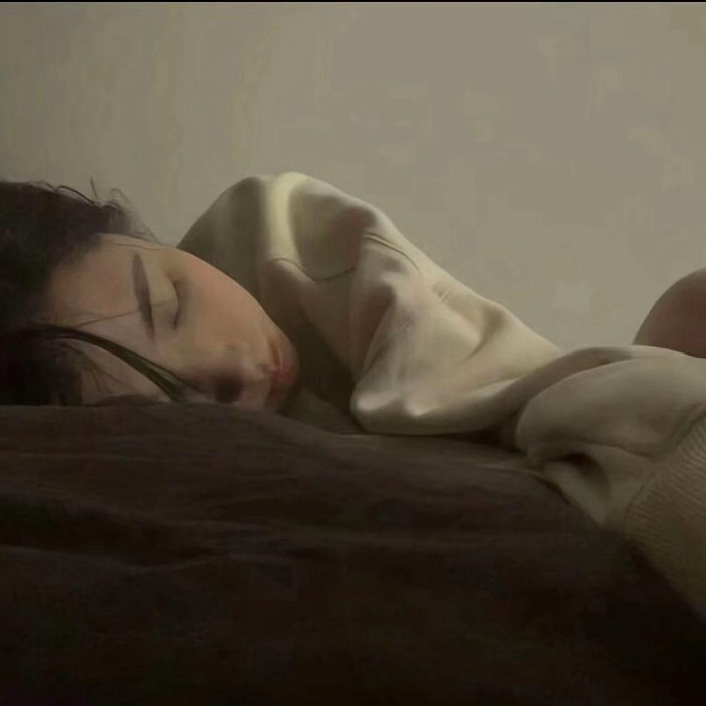 ⁥⁥丽