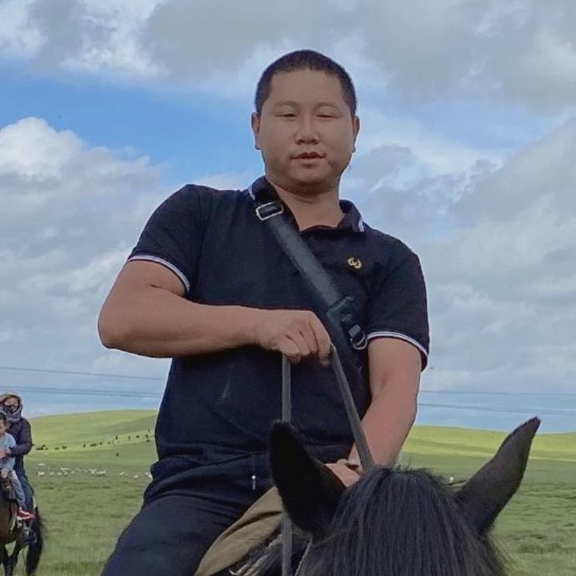 @嚴，莊嚴一家親