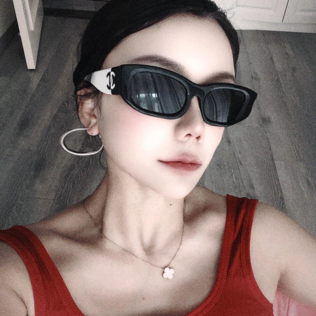 天蝎♏女孩
