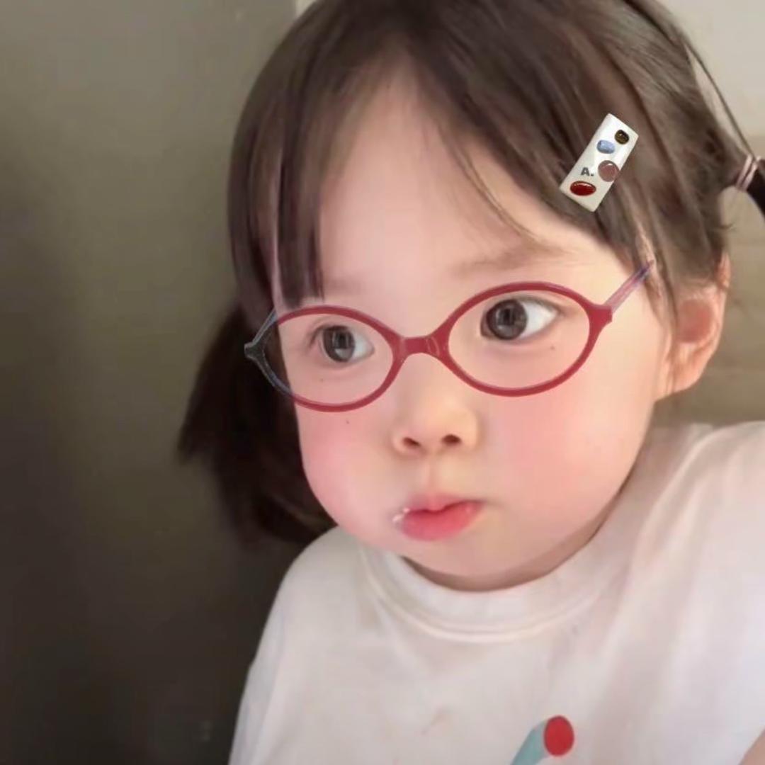 一只妮.