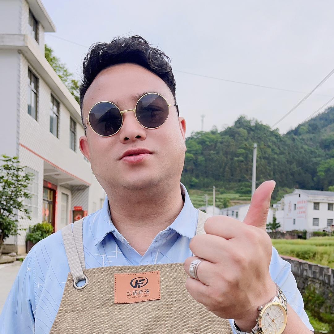 竹溪帅胖胖（土话大挑战直播中）