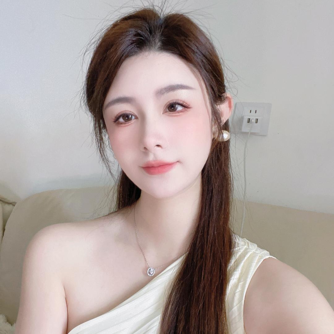 小伊可精品店