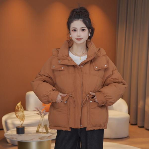 YAYA轻奢羽绒服