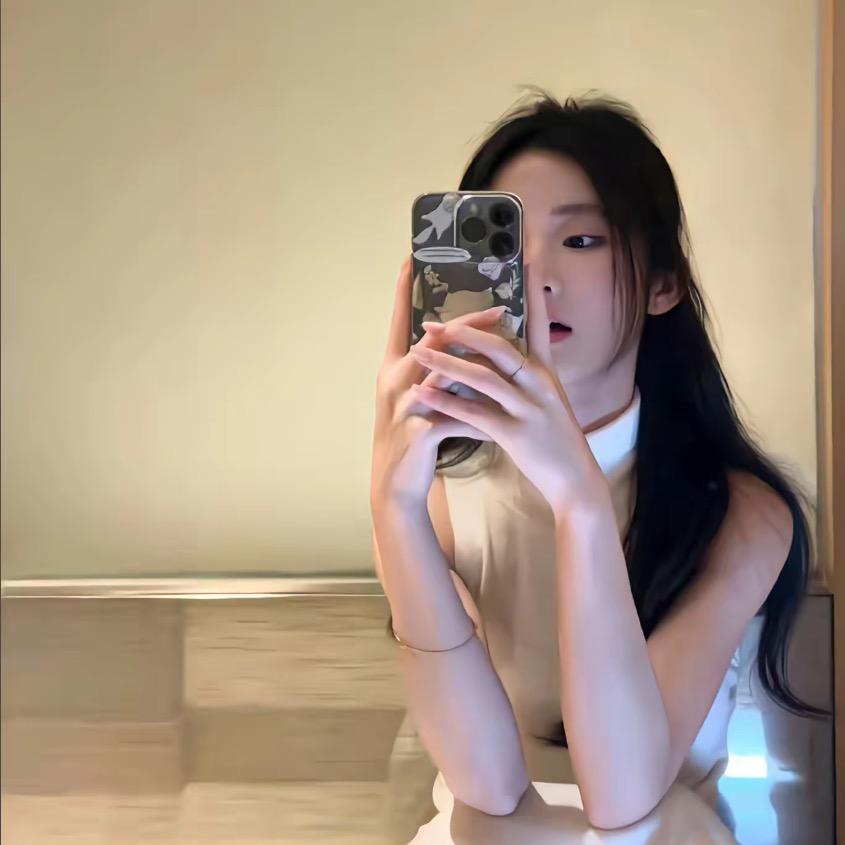 小美⁸