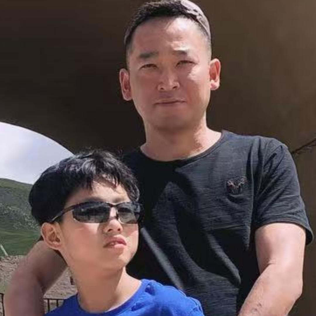 老徐和他的“星宝”儿子（鹏鹏）