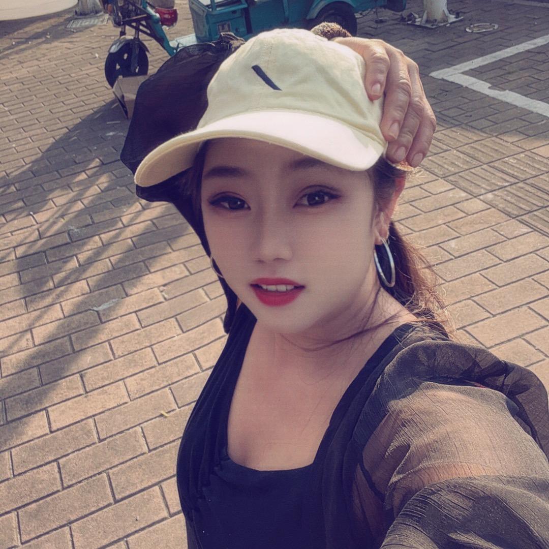 小琴（瘦佳团）