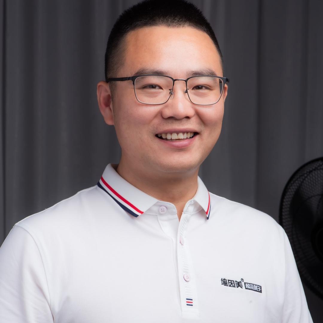 龙游涂装刘佳彬