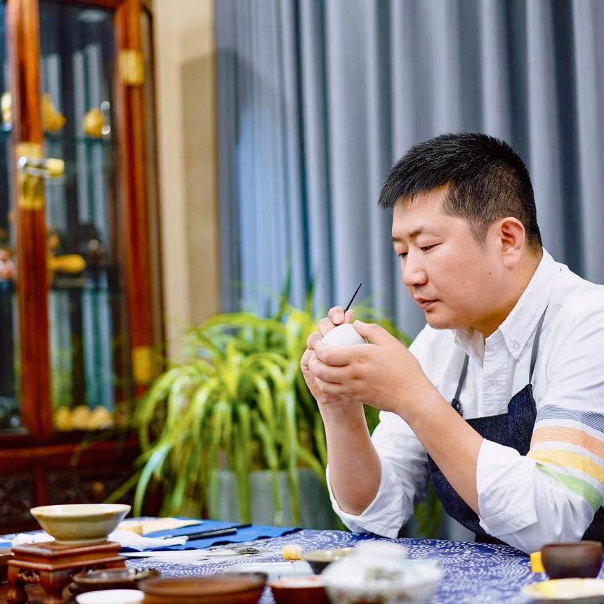 古董杯子 M 先森