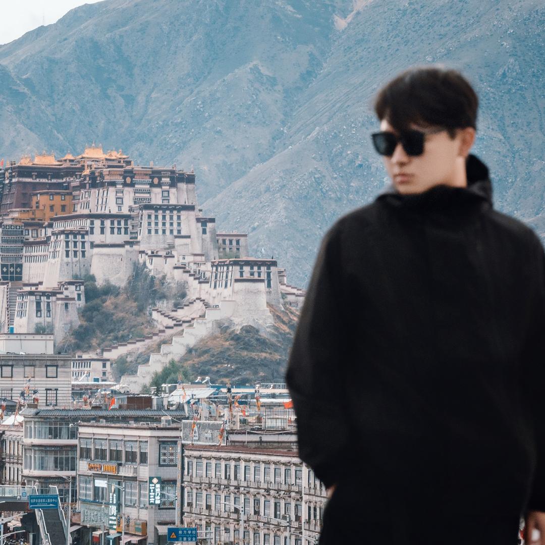 闲杂人鄧