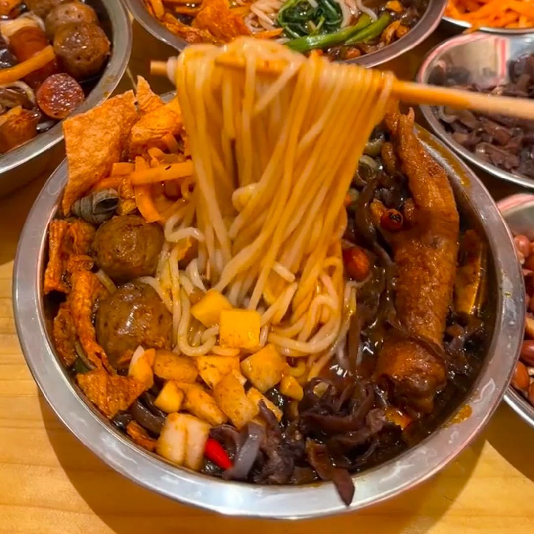 柳州老巷子螺蛳粉