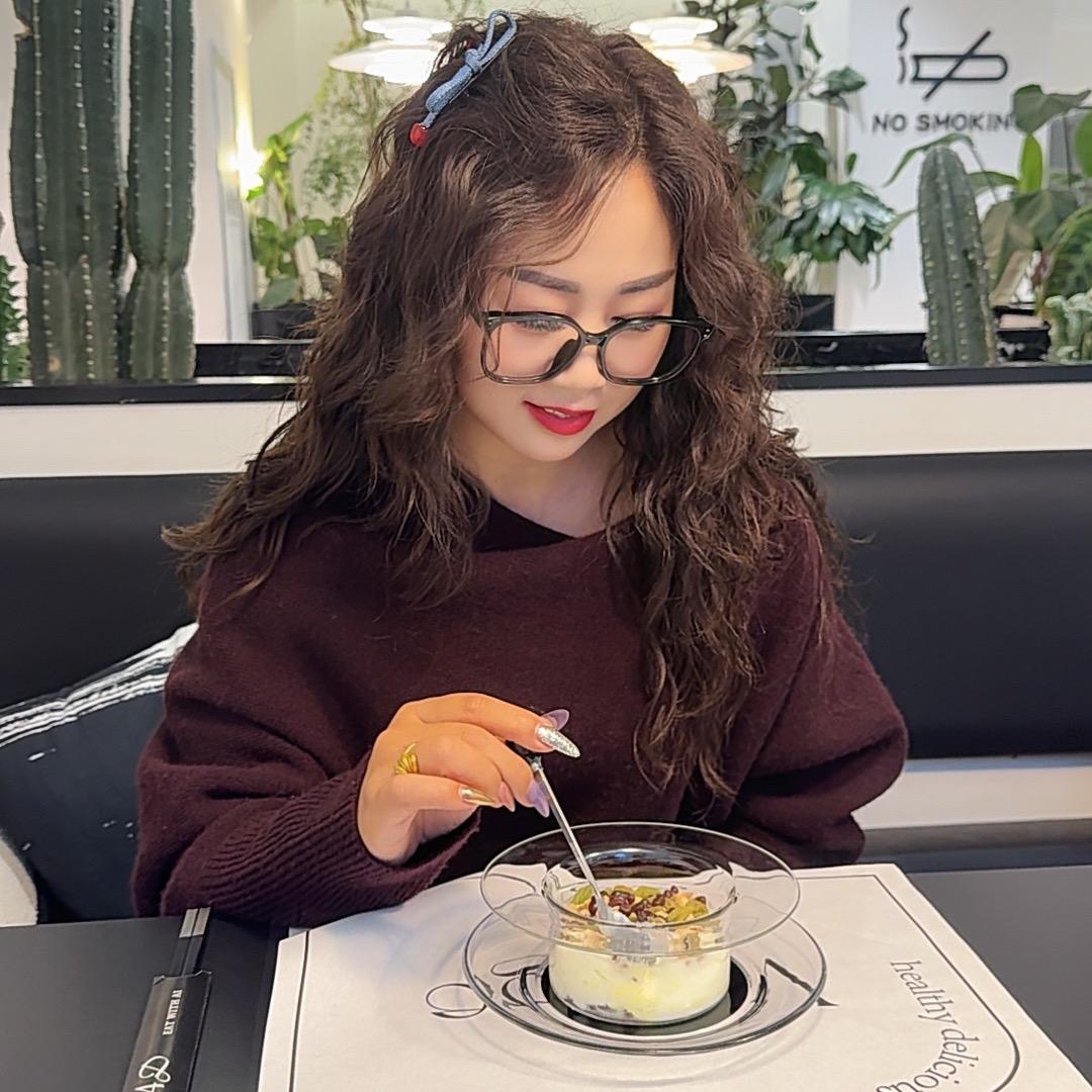 海石湾湘鸭村杨雪