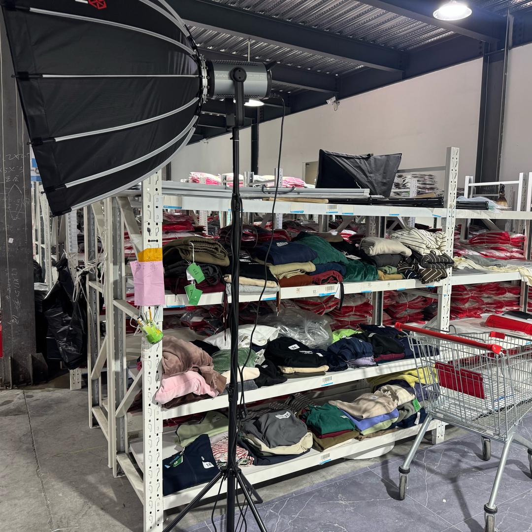 宁宁女装工厂店