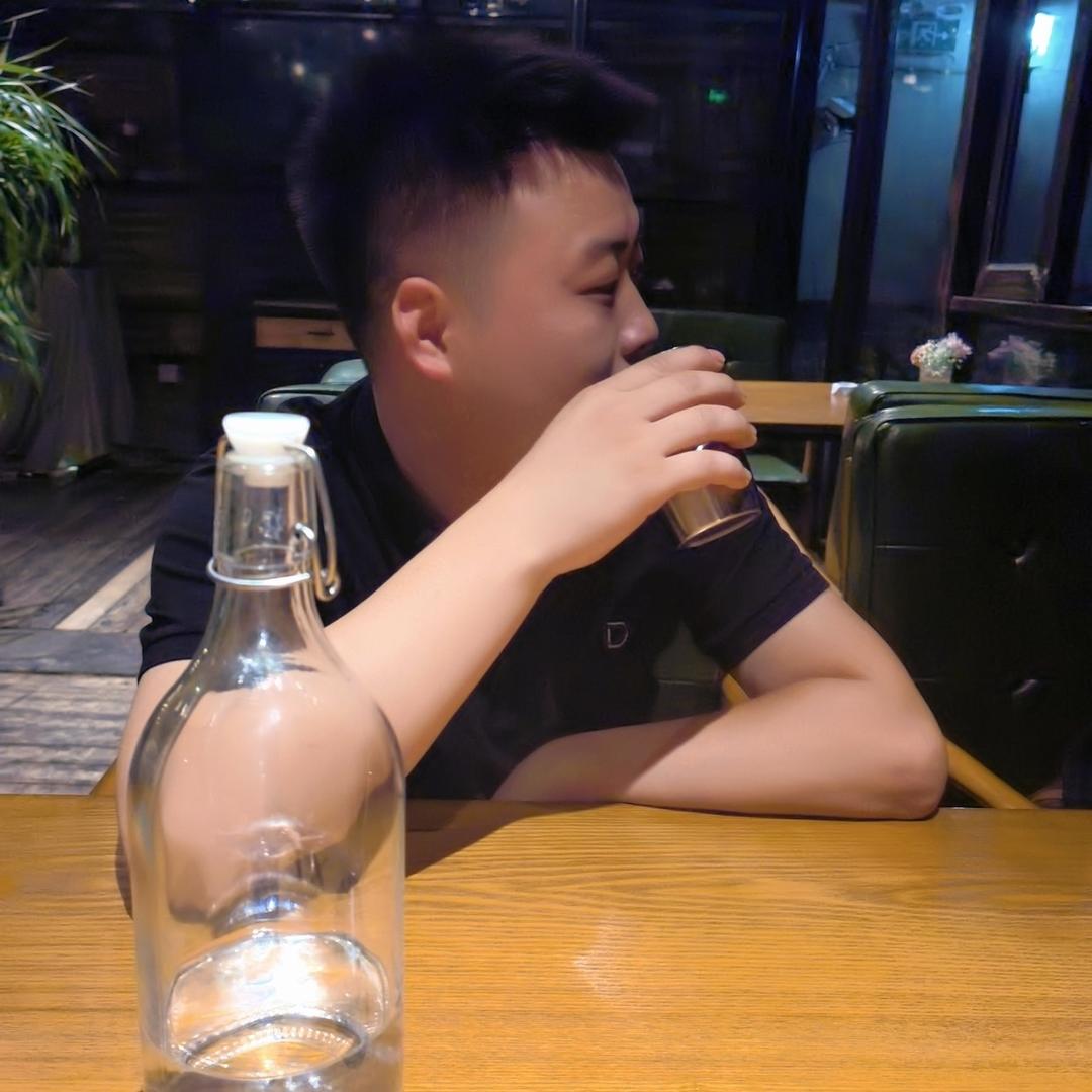 浪雅名居贵阳店袁军