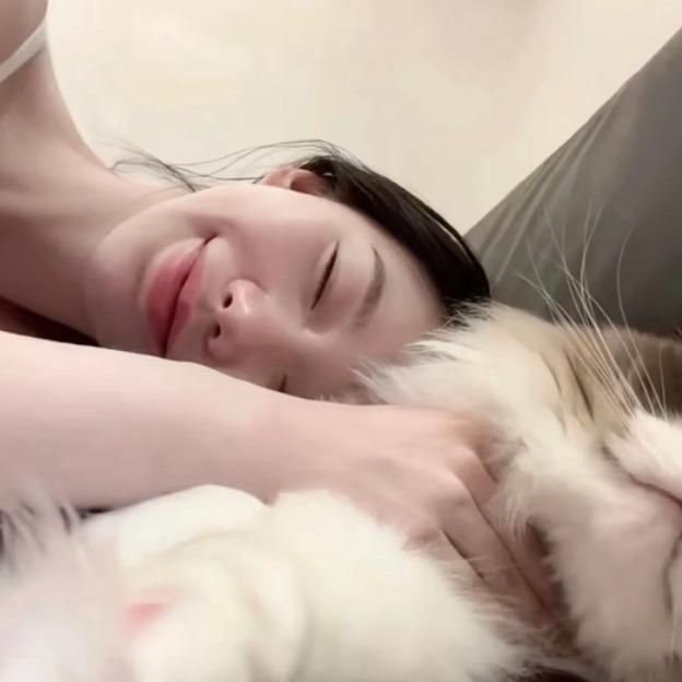 周佳琪~