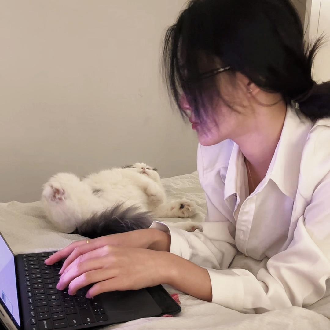 苏苏.