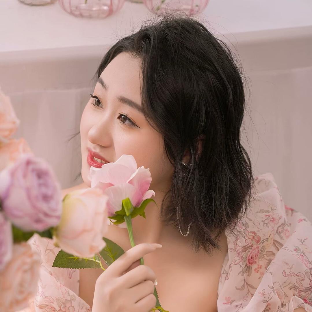 纯欲绝情姨