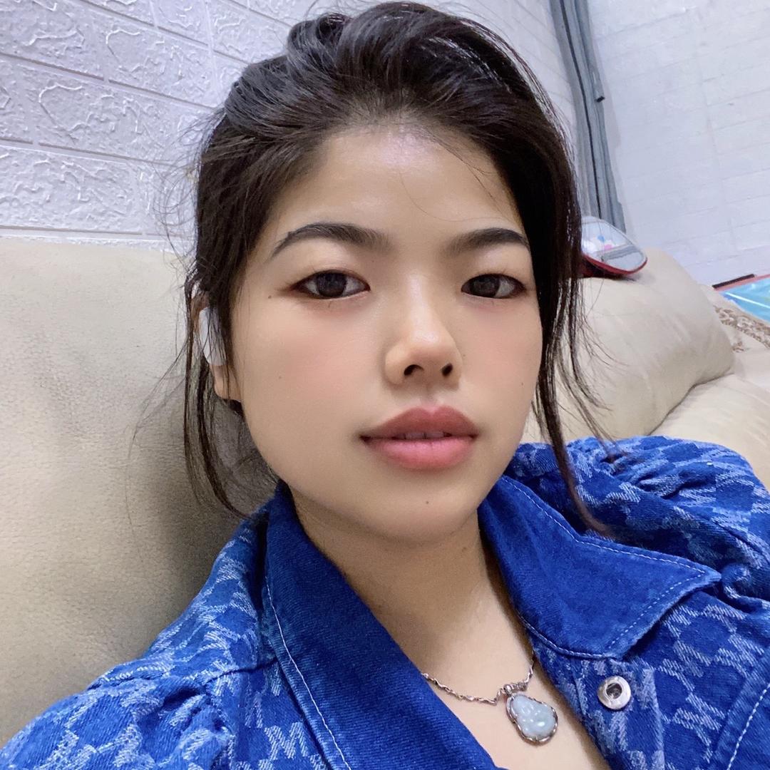 是大梅子呀