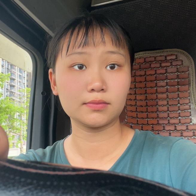 02年小琪开大卡车