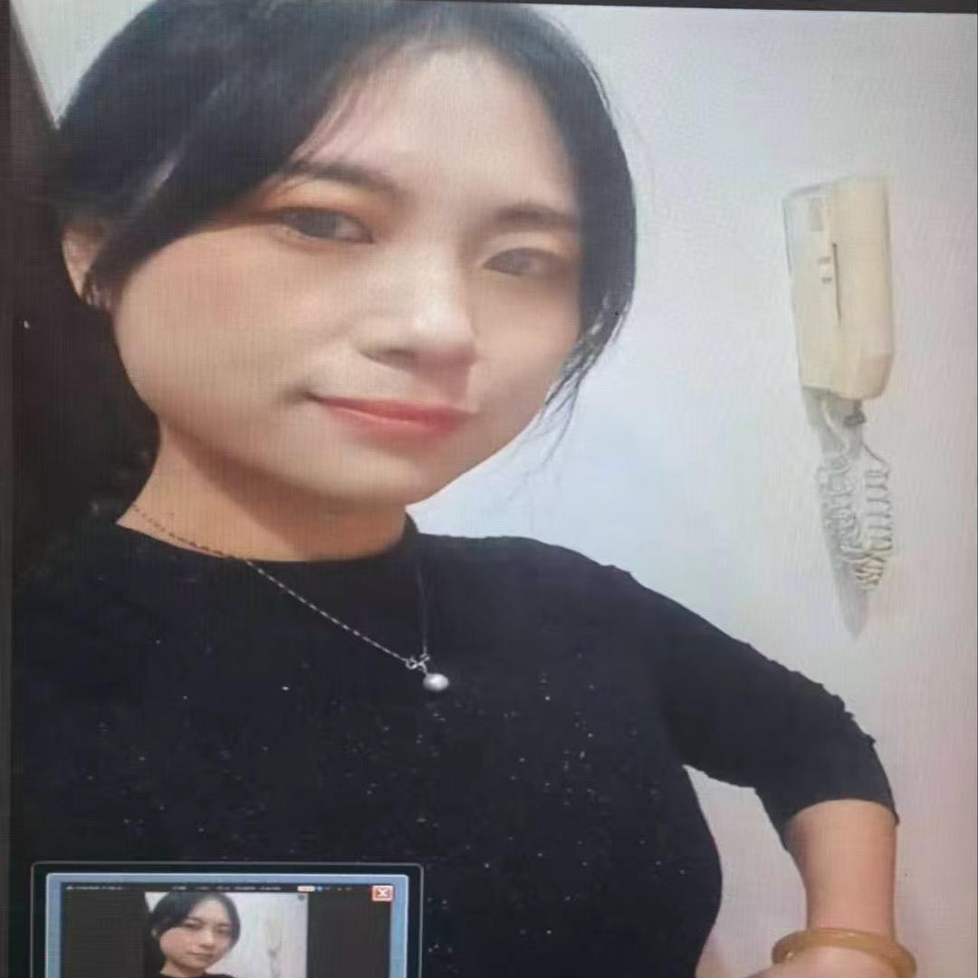 大霞摆摊念叨叨