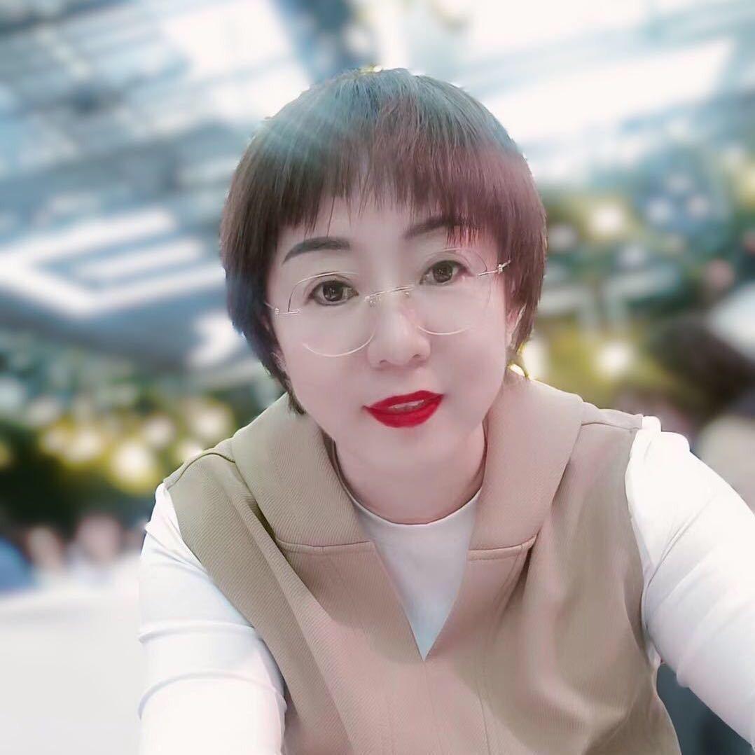 景泰俏佳人女装