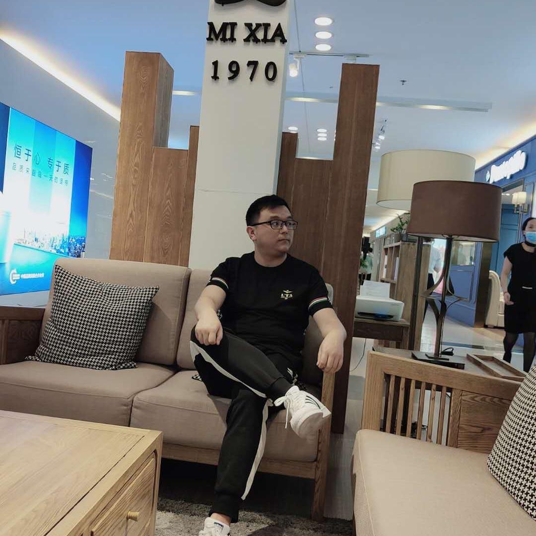 阿杜专注全屋定制工厂