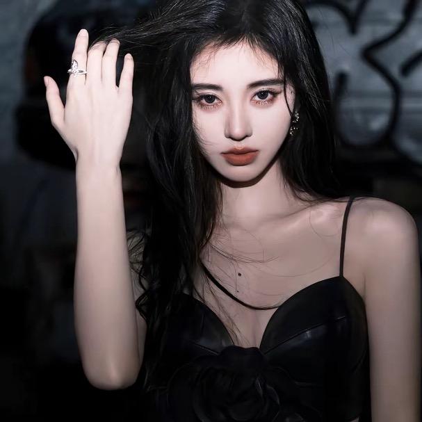 暴富奶团子໌🍡