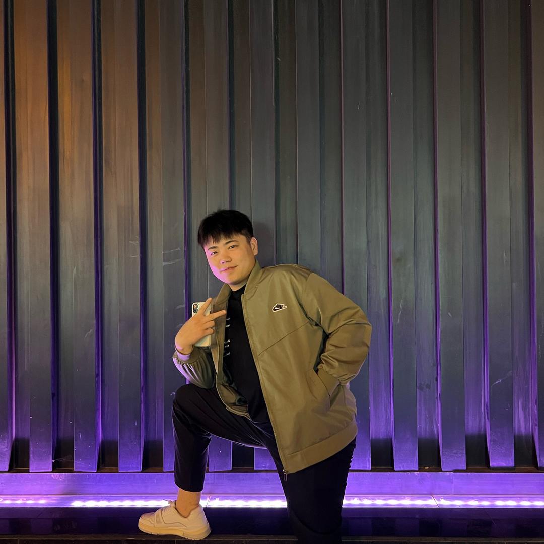 不亮灯的街