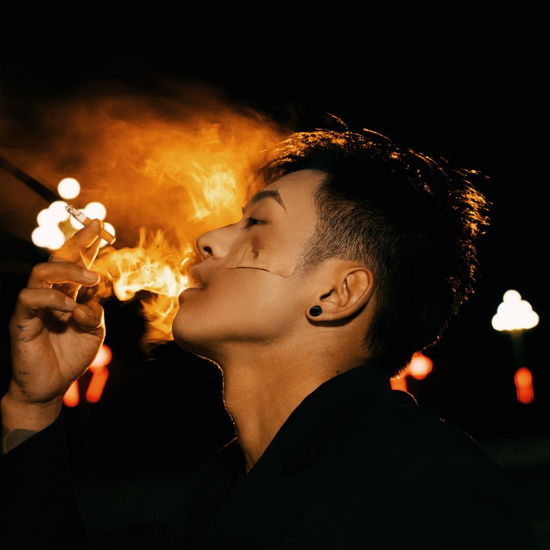 后斌