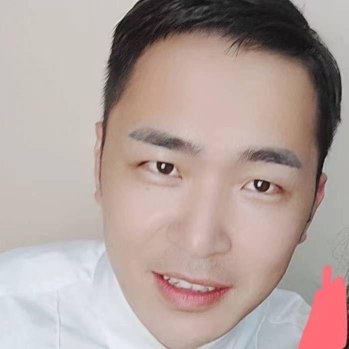 大师收长头发