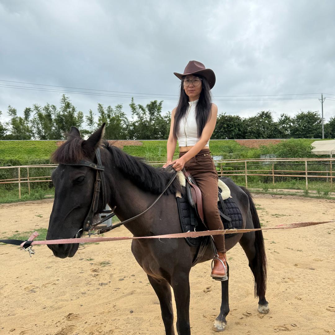 玲玲的白马小院