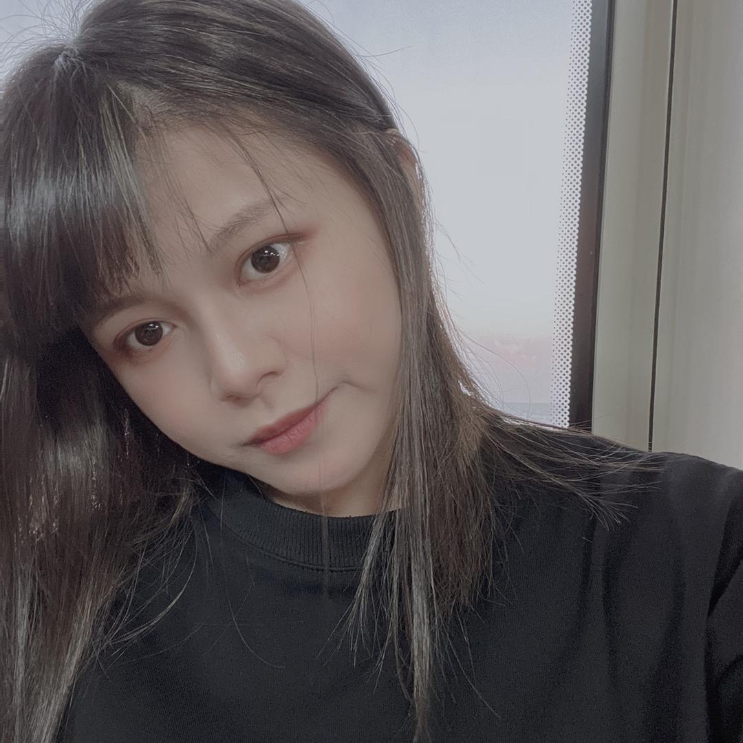 阿臣臣ACHENCHEN源头服饰