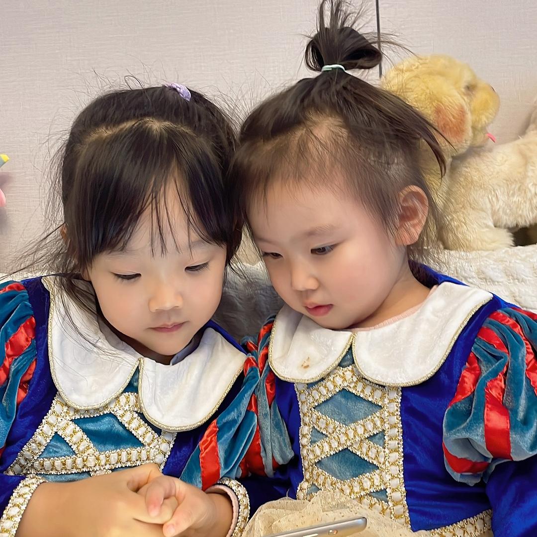 姐妹👭研妍