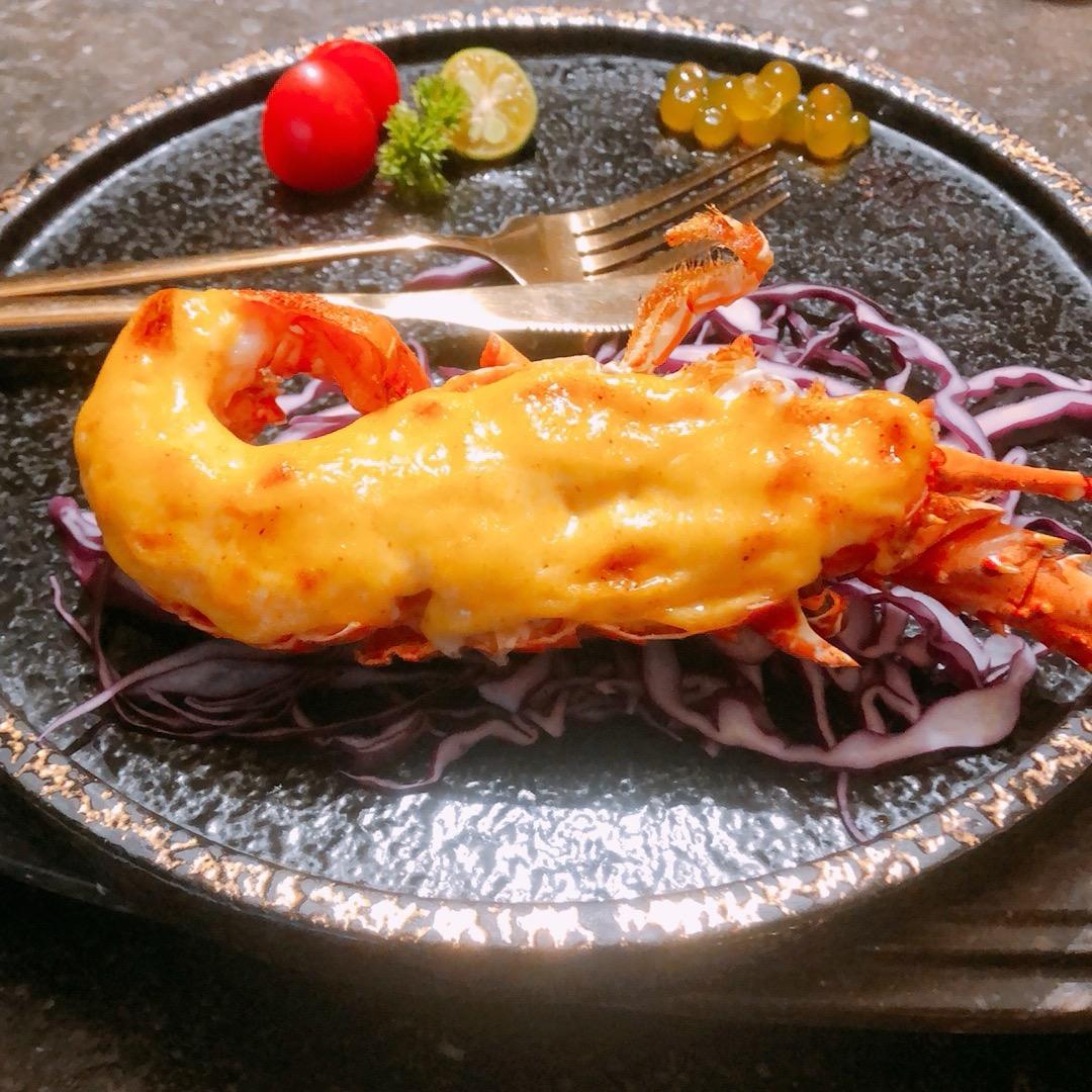 你说过的承诺我记得，但不会再等它兑现……