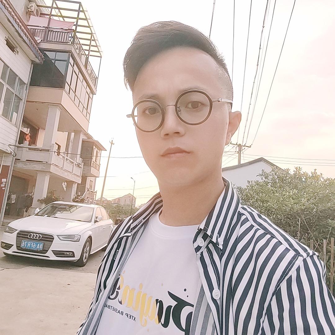 正在奋斗路上的杰哥