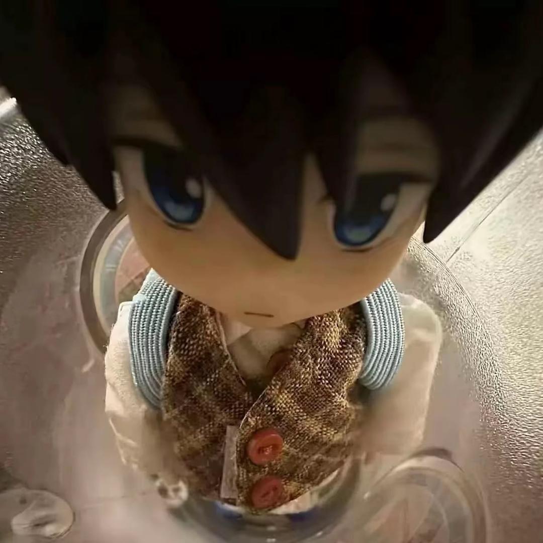 777
