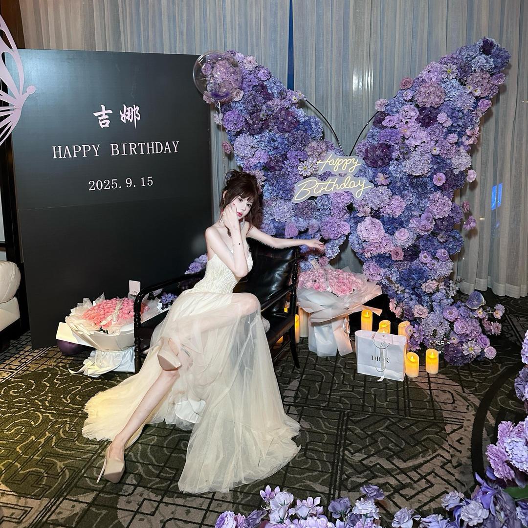 爱喝美式的吉娜